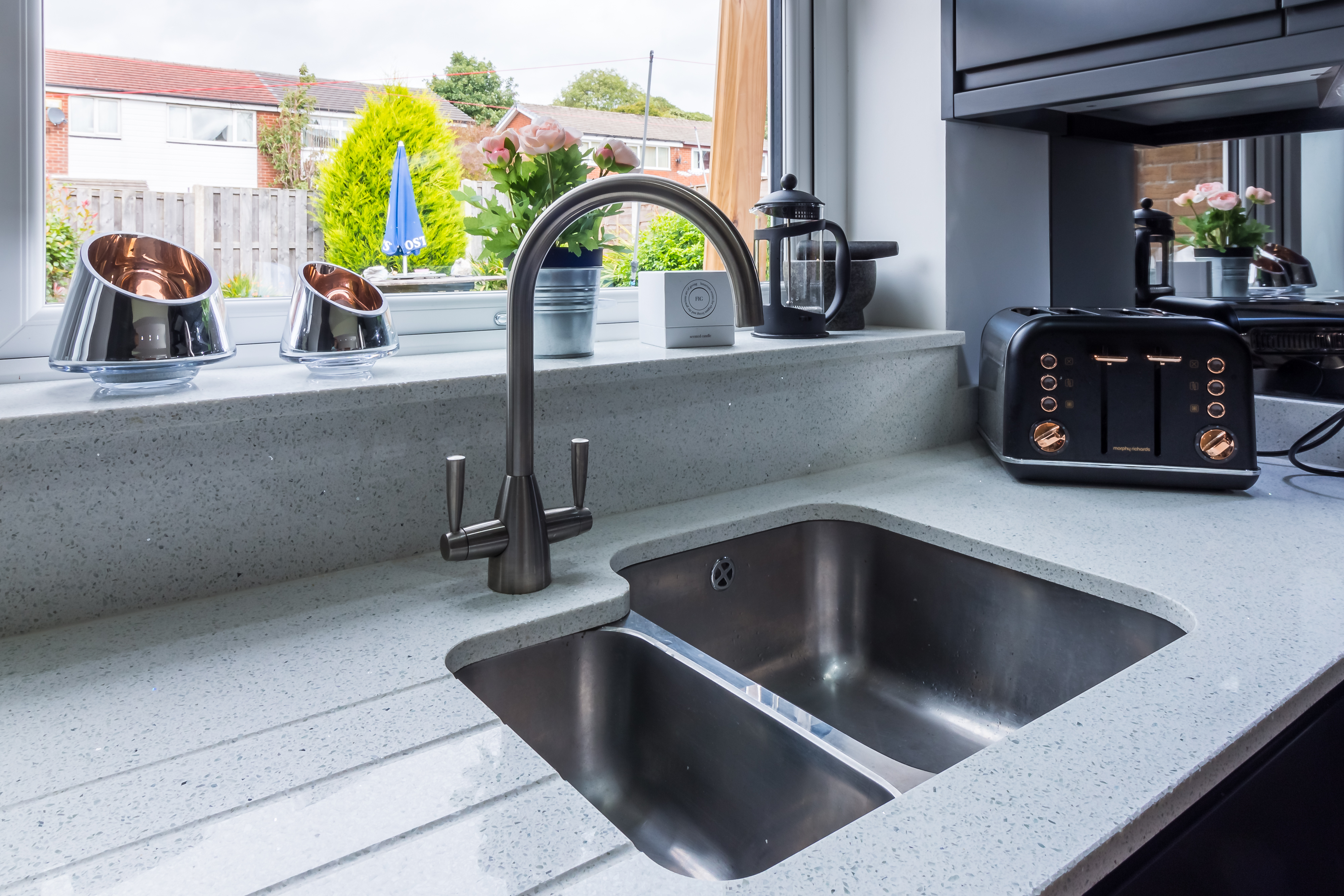 Phill Connell-IMG_0204-2-HDR-Eurostyle-Mr&Mrs-B-Whitworth